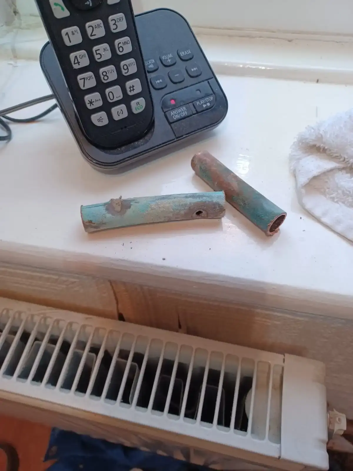 Gas Safe engineer repairing a combi boiler in Rawtenstall. Diagnostics, parts replacement and safety checks